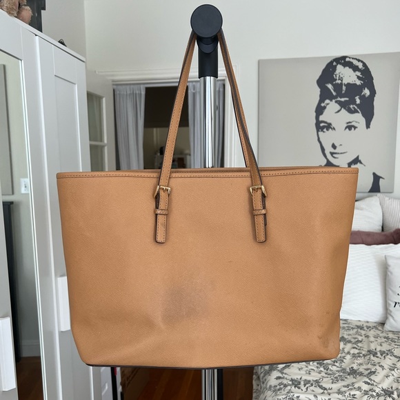Michael Kors Medium Saffiano Leather Tote - Picture 2 of 5